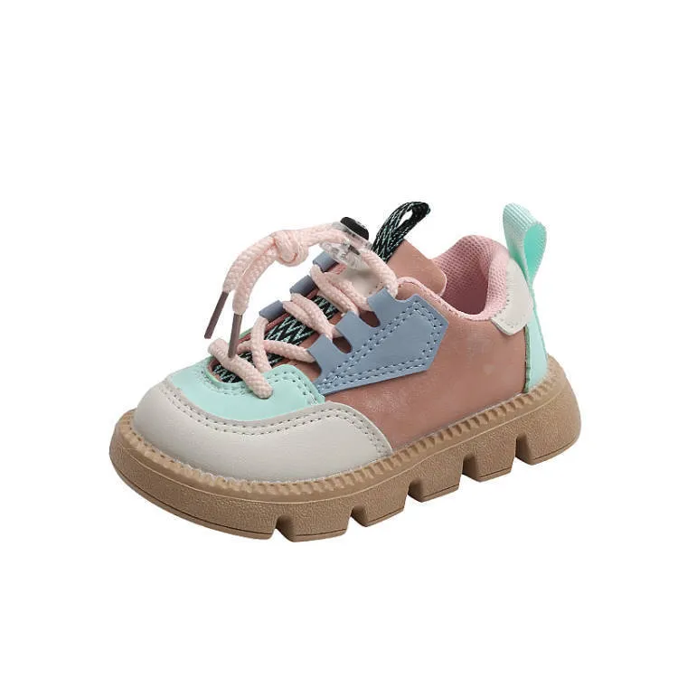 Low-cut PU leather soft-soled toddler shoes in solid colour with Velcro fastening, side view