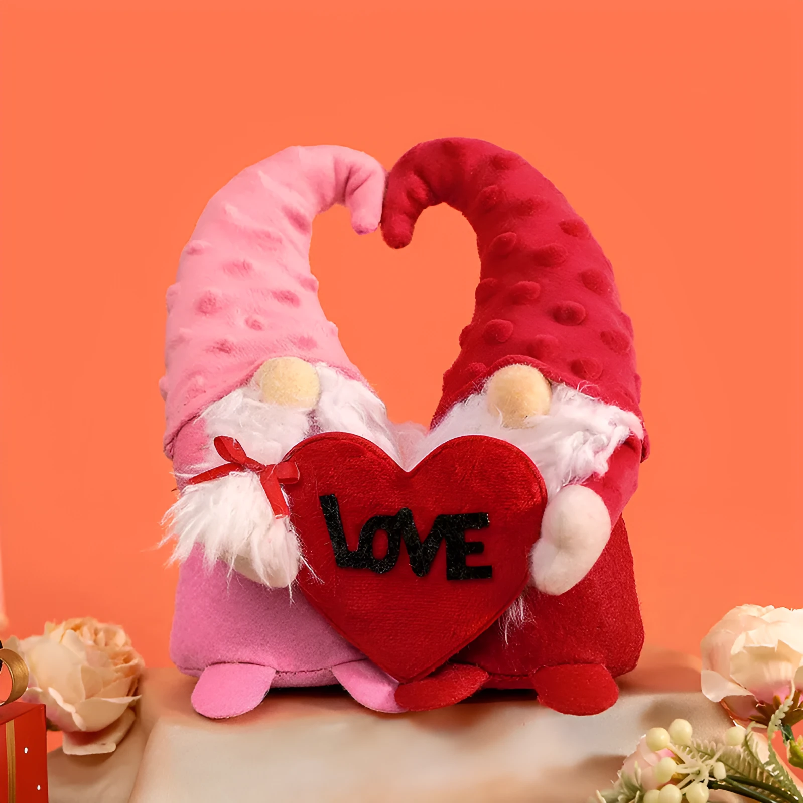 Love Faceless Dwarf Valentine's Day Doll polyester plush with Valentine's colour scheme