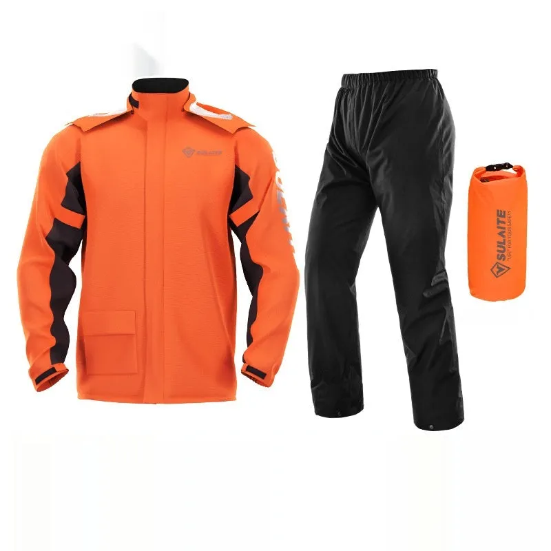 Adult motorcycle rain suit with raincoat, rain trousers, hidden shoe cover, and storage bag.