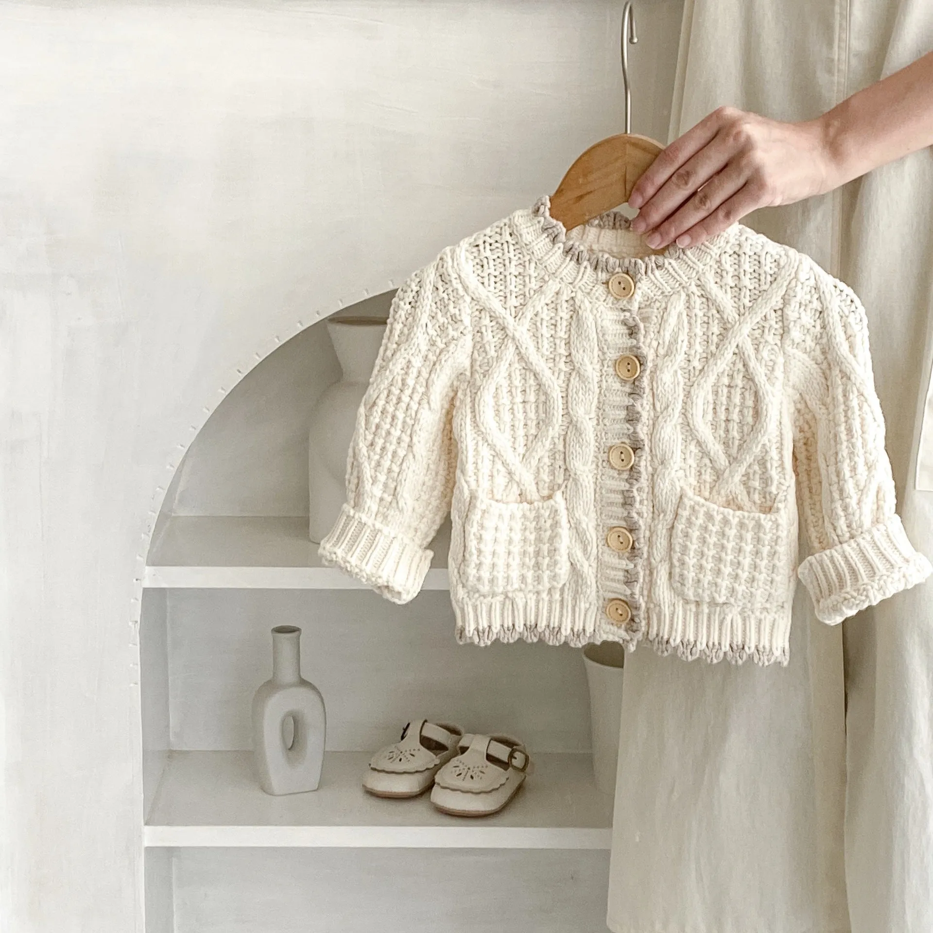 Girls' fashion personality round neck knitted coat in solid colour Apricot White cotton for toddlers