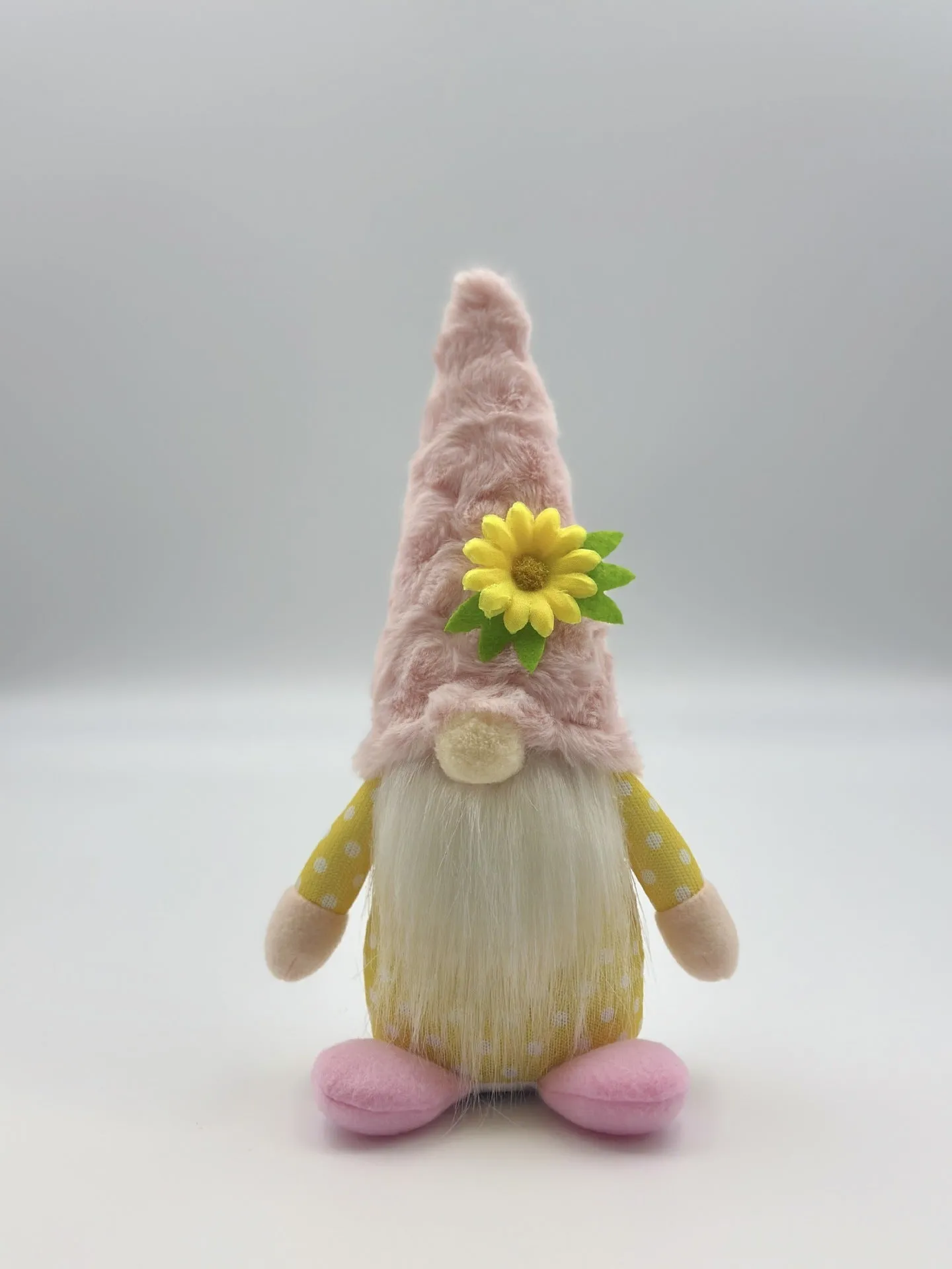 Faceless Rudolf doll ornament in cloth with yellow hooded style for spring home window decoration