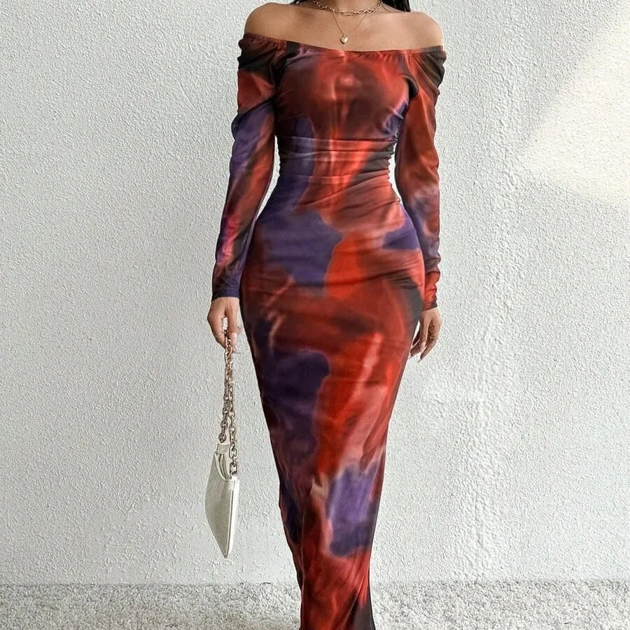 Women's mesh fishtail dress with square collar and gradient colour pleated design