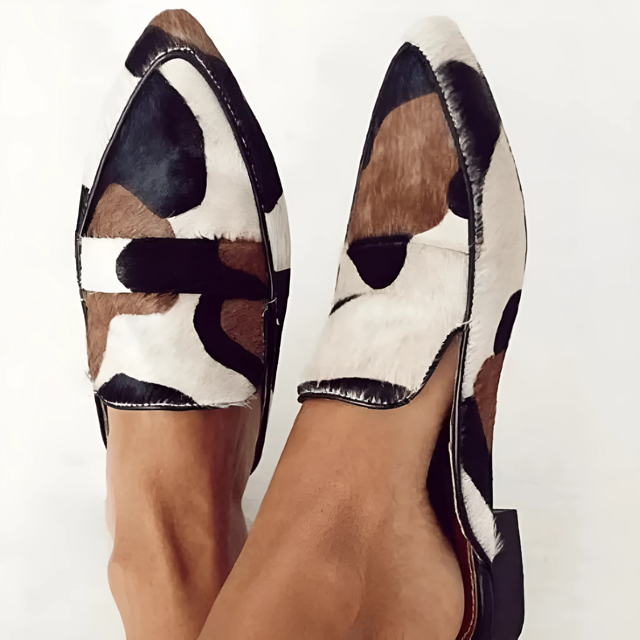 Women's black and white apricot imitation horse hair pattern pointed-toe low heel shoes with suede upper