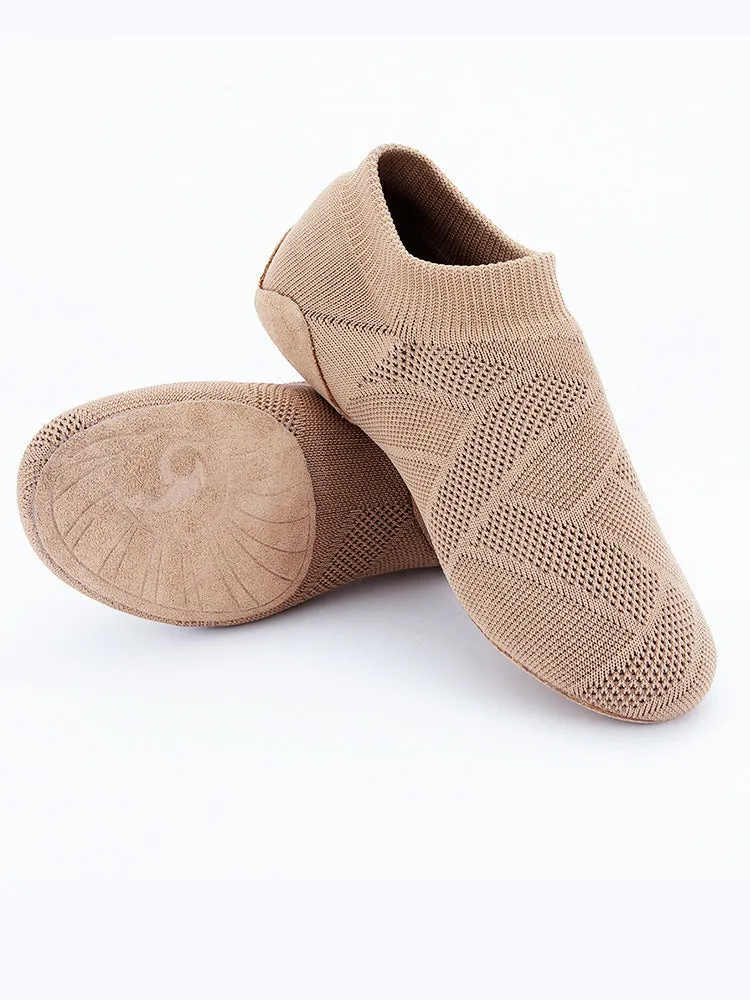 Camel-coloured adult dance shoes with leather sole and mesh upper for Latin dance and yoga