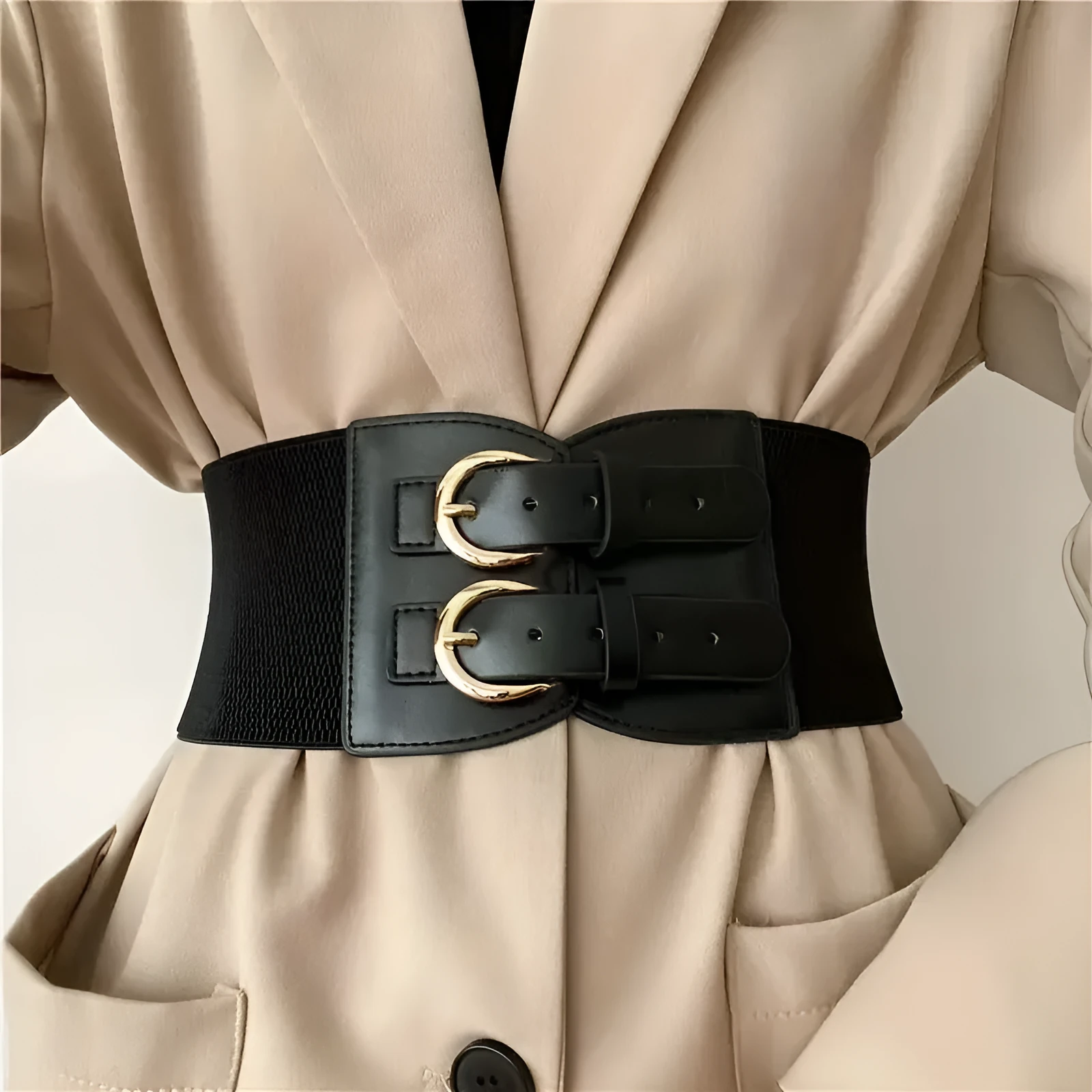 Women's wide black synthetic leather elastic waistband with single loop, adjustable 60-80 cm, on a white background