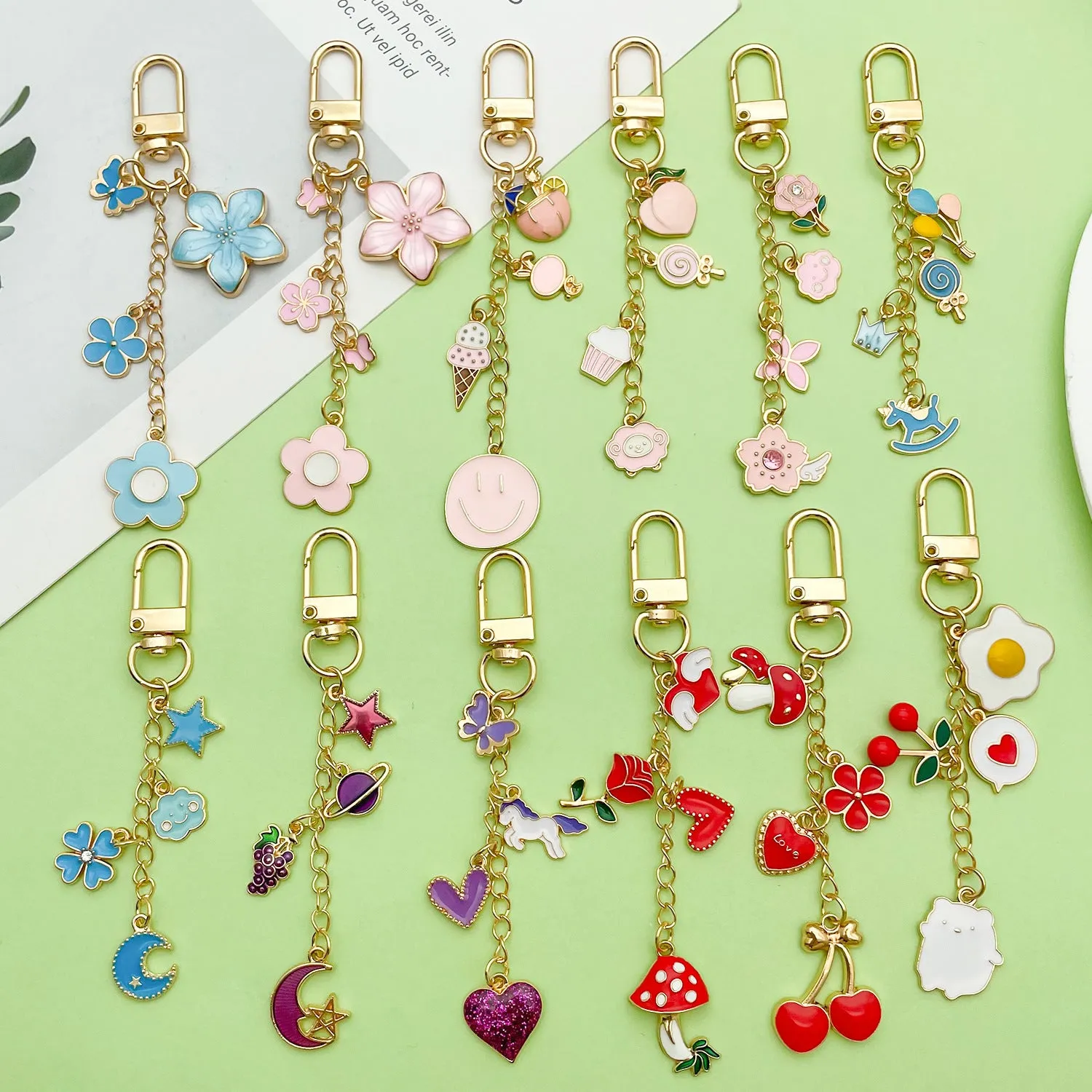 Red Mushroom Love Heart Rose Heart-shaped Alloy Keychain with unicorn motif colour LS613