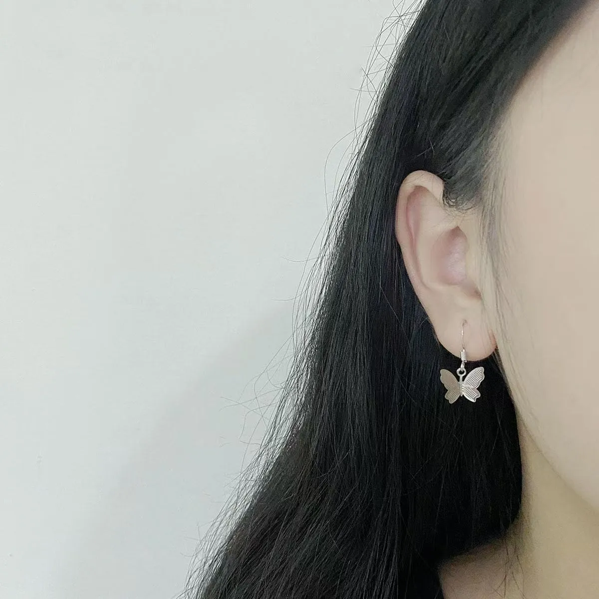 Women's alloy butterfly earrings with electroplating finish, butterfly motif, fashion OL style, butterfly earrings colour