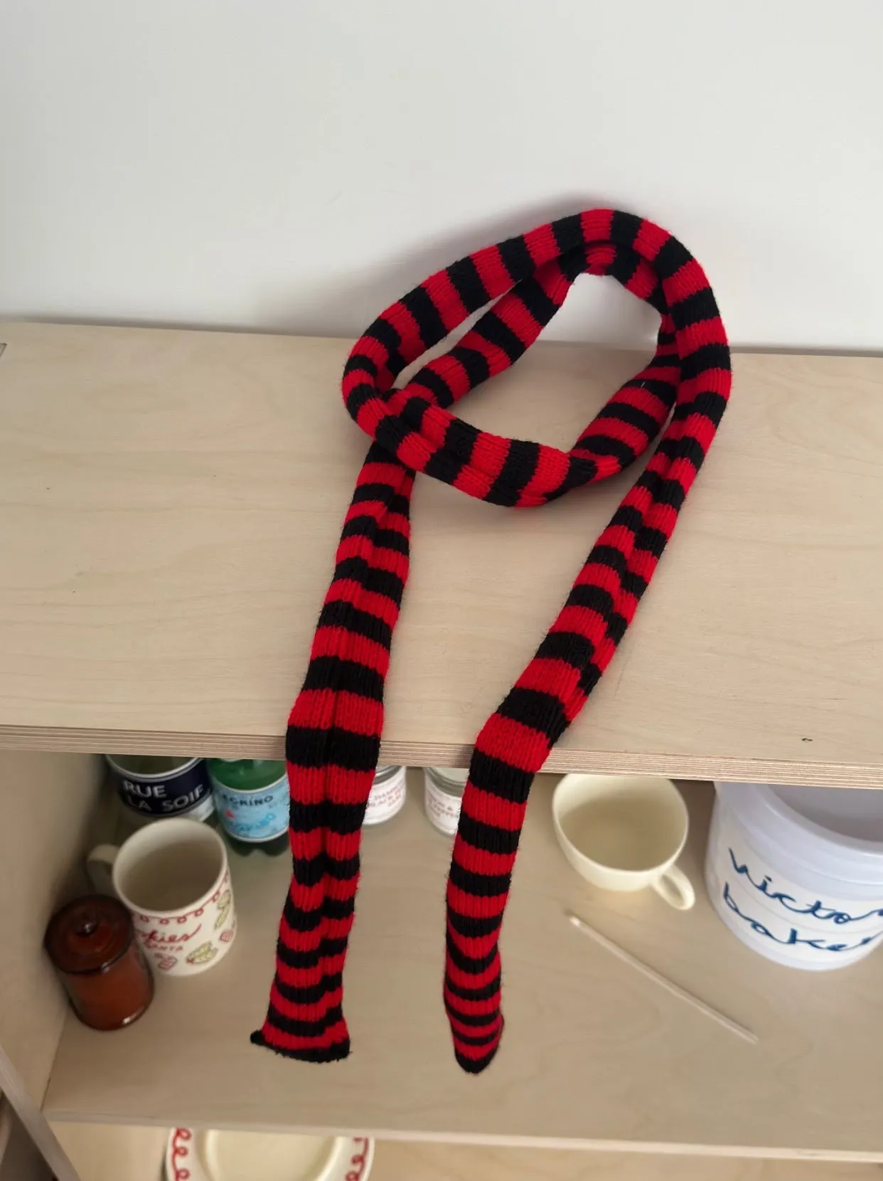 Black and white striped thickened yarn knit scarf for women and men unisex winter wear