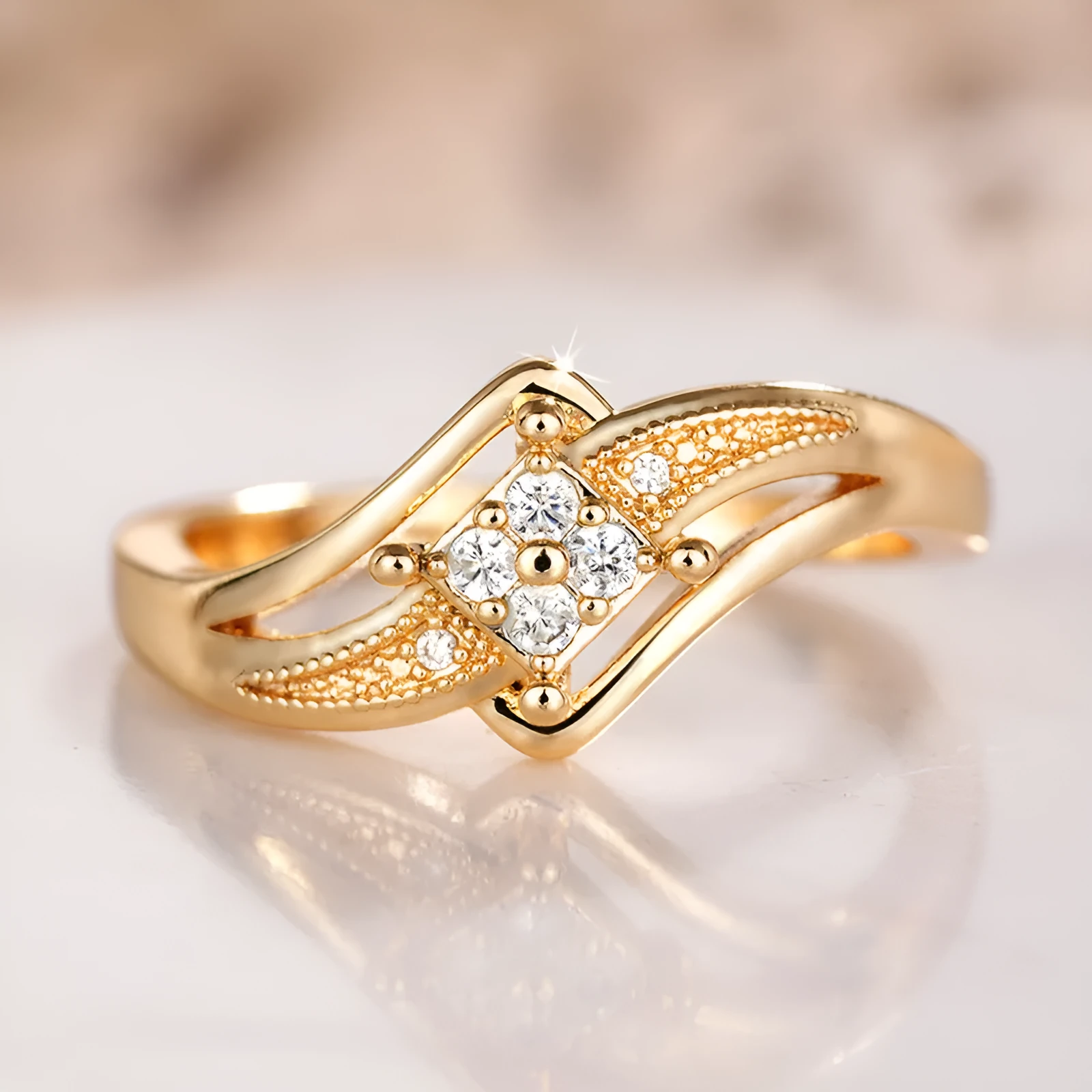 Yellow gold copper women's ring with diamond shape and micro inlaid zircon ornamentation.