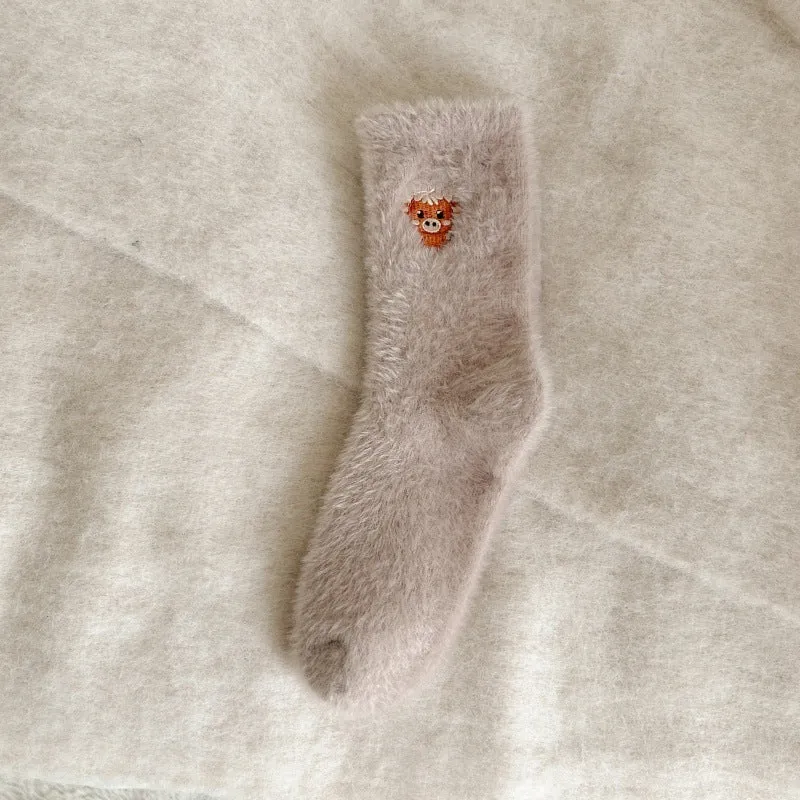 Women's fleece-lined thickened warm mid-calf socks in autumn winter colours black white khaki light coffee dark coffee