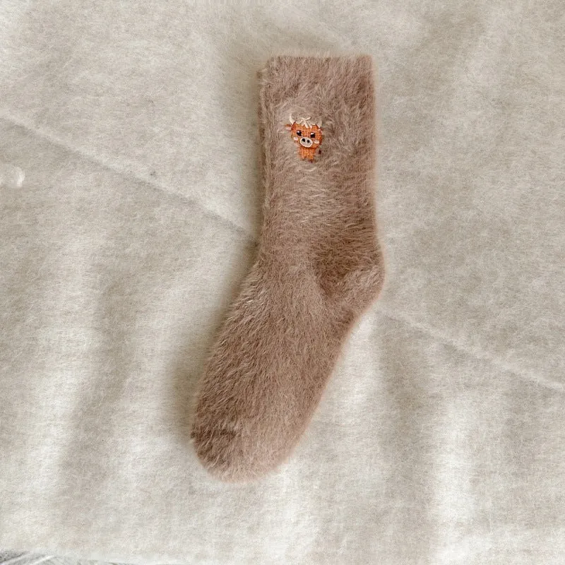 Women's fleece-lined thickened warm mid-calf socks in autumn winter colours black white khaki light coffee dark coffee