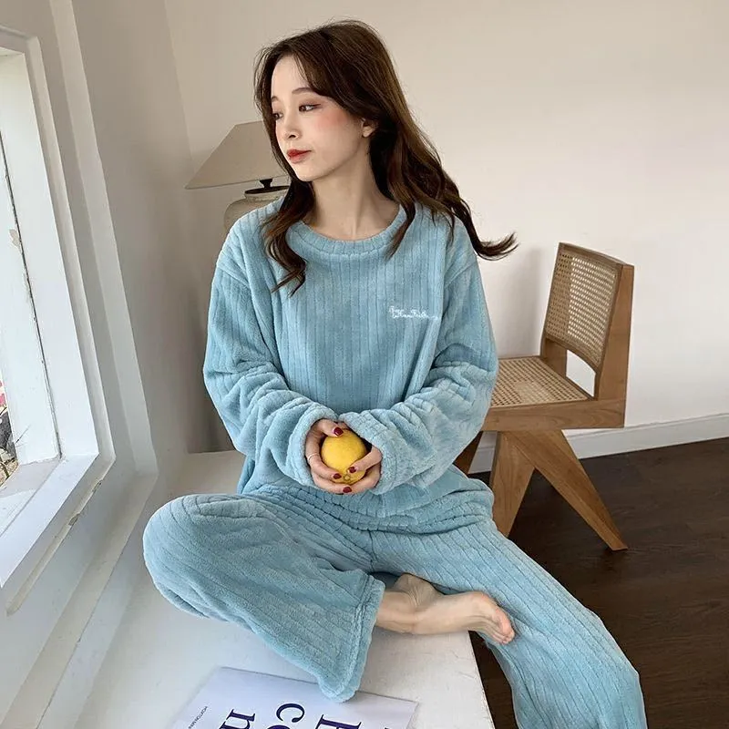 New vertical stripe thickened warm home suit in coral fleece, winter loungewear with long sleeves and trousers