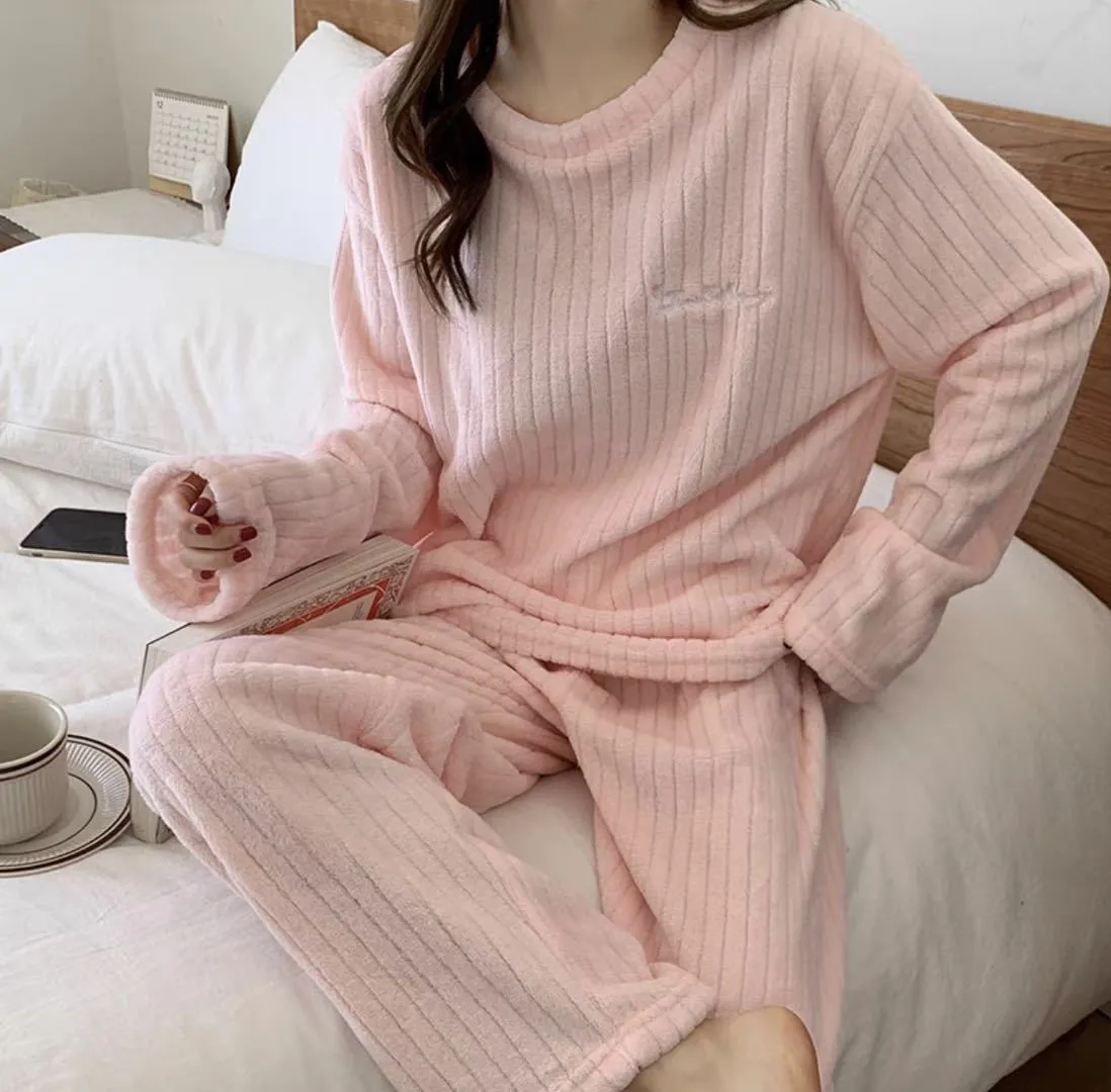 New vertical stripe thickened warm home suit in coral fleece, winter loungewear with long sleeves and trousers