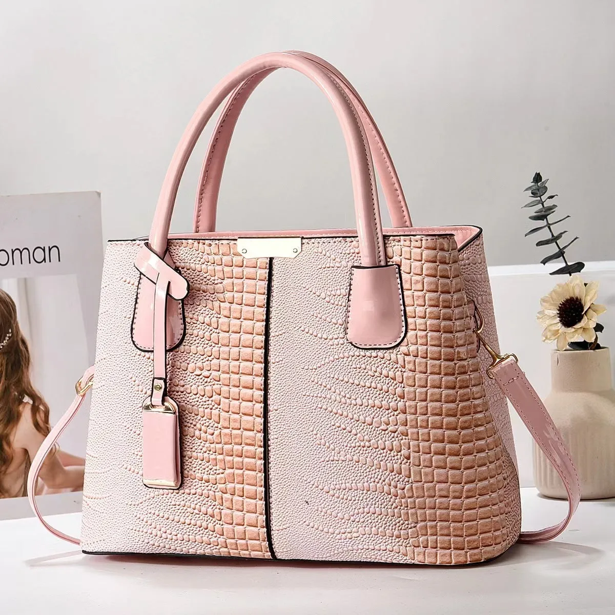 Women's large-capacity soft PU leather handbag in horizontal square shape, available in multiple colours, lightweight 540g