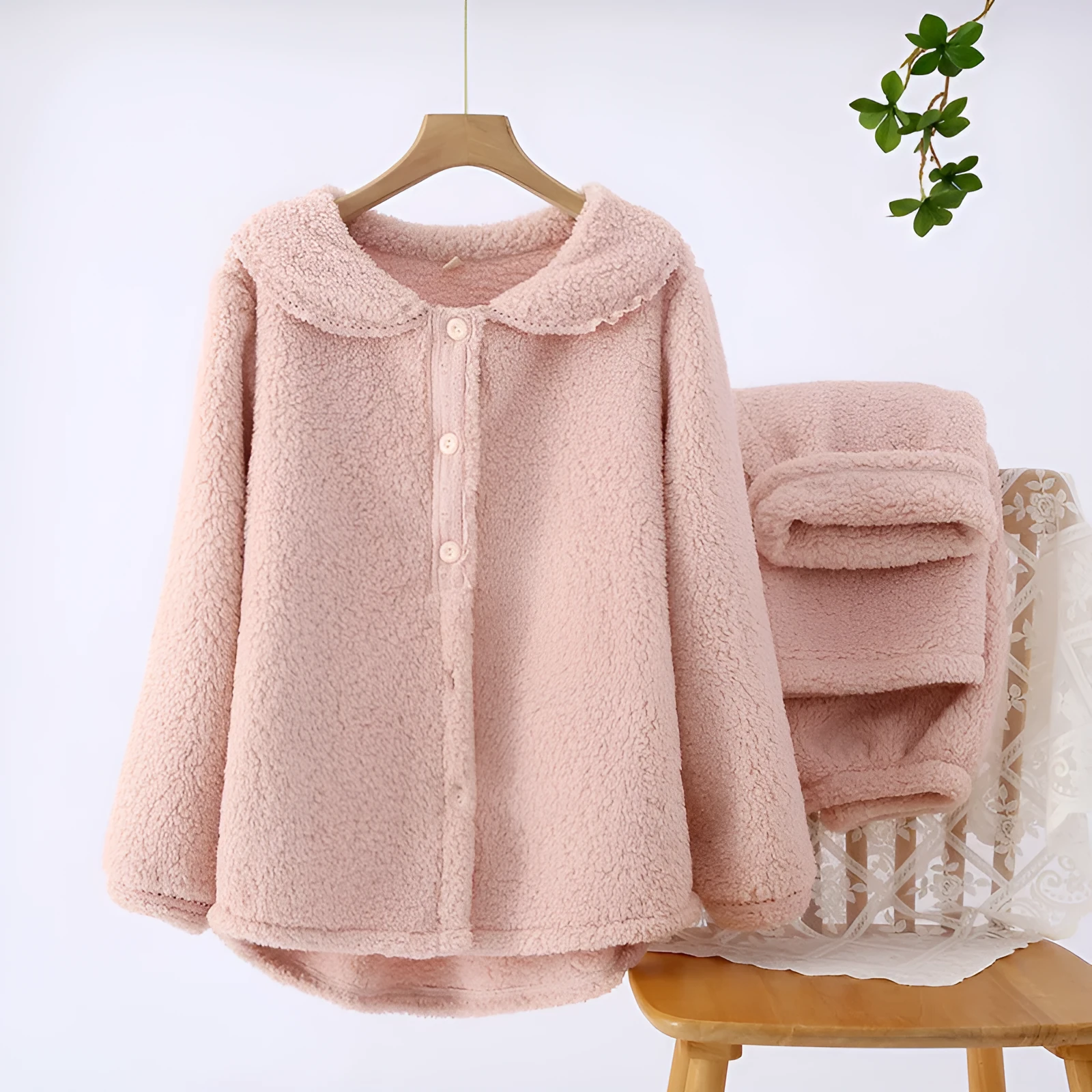 Women's flannel thickened zippered two-piece pyjama set in pink, with long sleeves and trousers