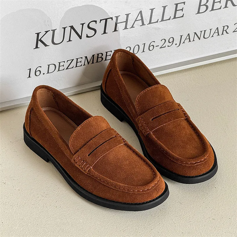 Men's slip-on casual shoe in microfiber with rubber sole, shown in apricot colour.