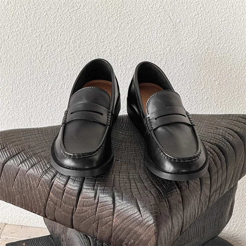 Men's slip-on casual shoe in microfiber with rubber sole, shown in apricot colour.