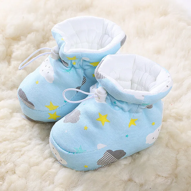 Soft cotton baby foot protector with cartoon pattern in yellow deer design, inner length 11.5cm