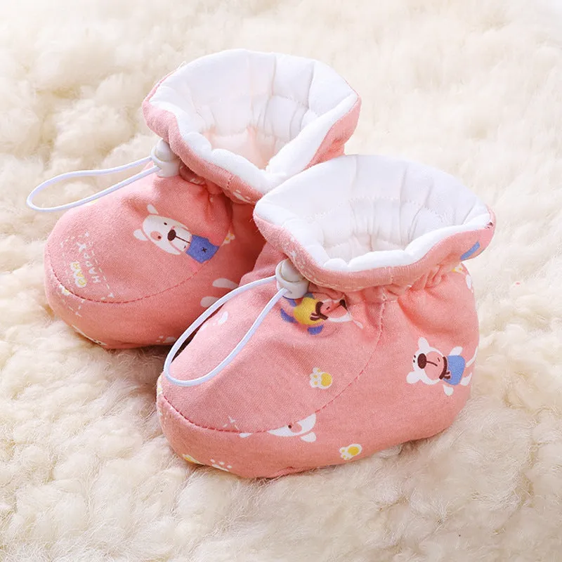 Soft cotton baby foot protector with cartoon pattern in yellow deer design, inner length 11.5cm