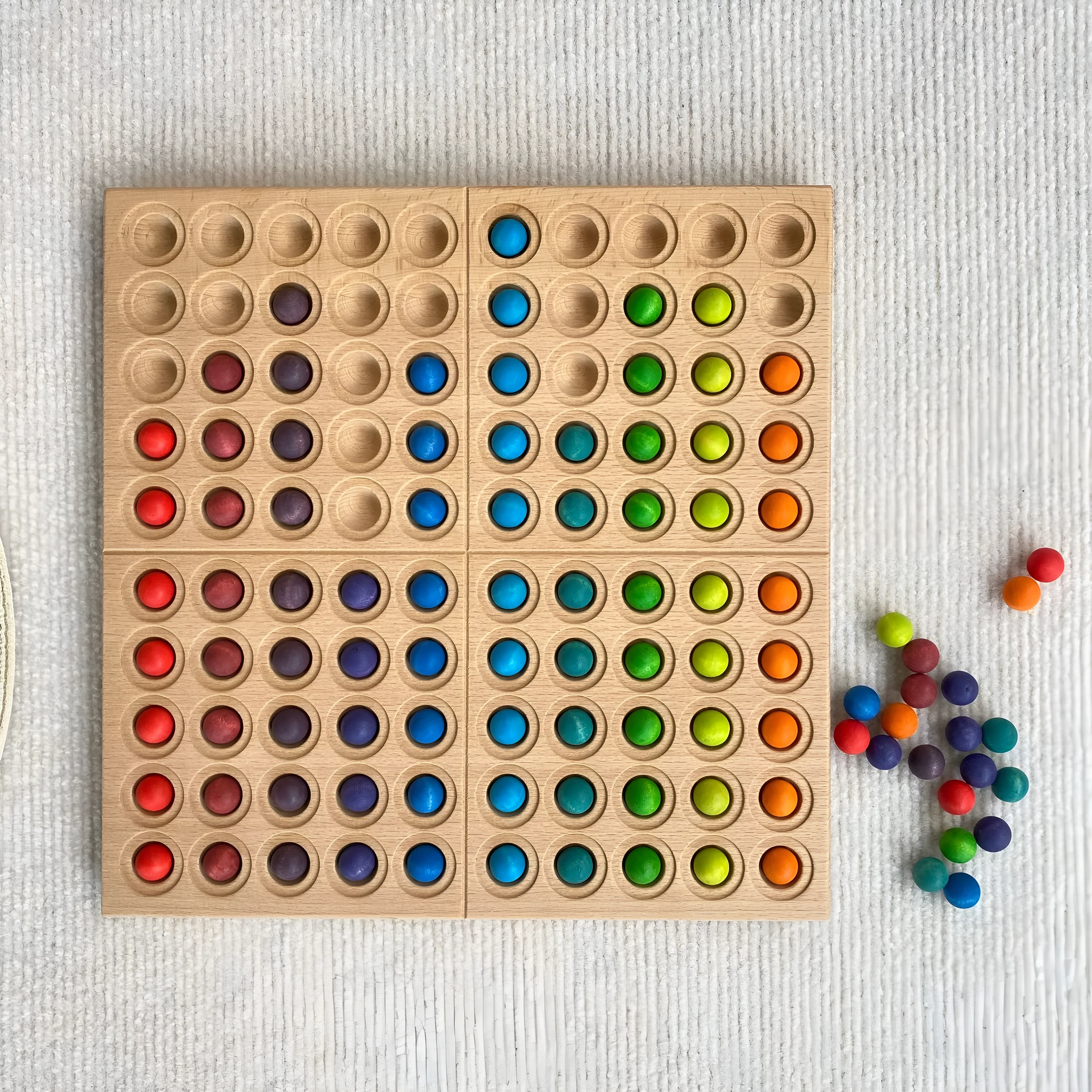 Montessori wooden hundred board with number tiles for children aged 3-6 years