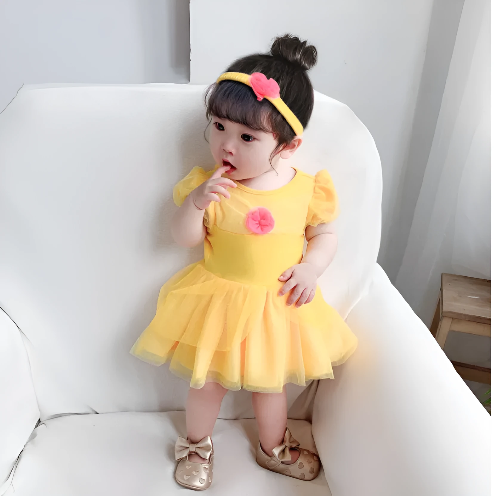 Baby girls short sleeve cotton crawling suit in 9005 style with headpiece, suitable for 70-95cm height