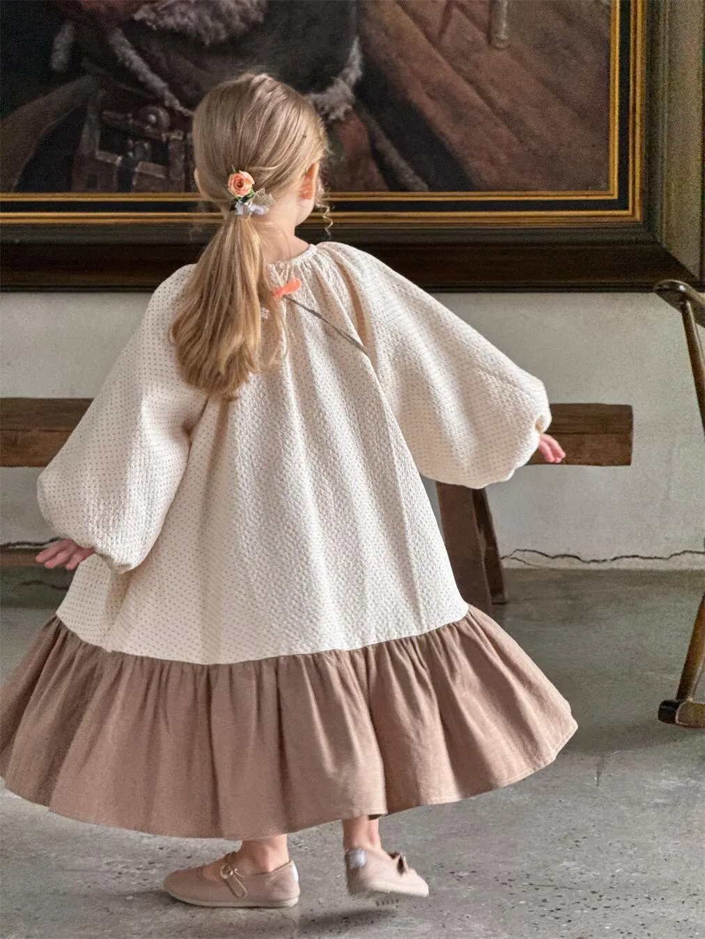 Cotton polka dot ruffled girl's dress with long sleeves, flounced skirt, retro style, spring wear