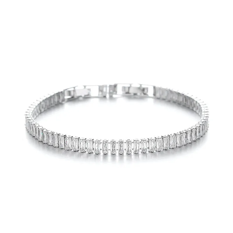Rectangular brass women's bracelet with diamond zircon treatment in champagne gold colour