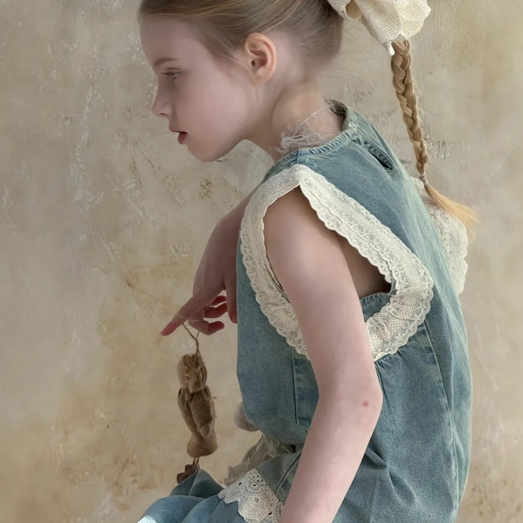 Light blue girls' lace trim denim cropped wide-leg pants and sleeveless vest two-piece set on child model
