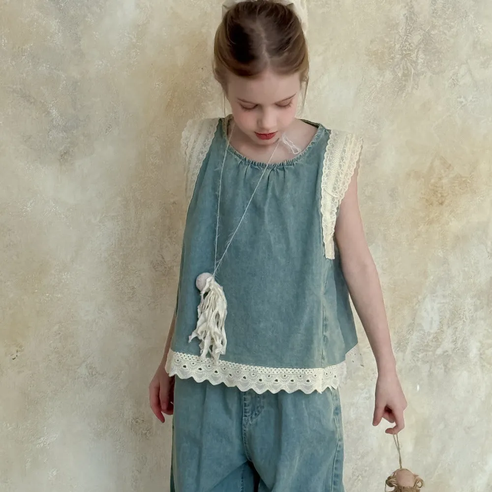 Light blue girls' lace trim denim cropped wide-leg pants and sleeveless vest two-piece set on child model
