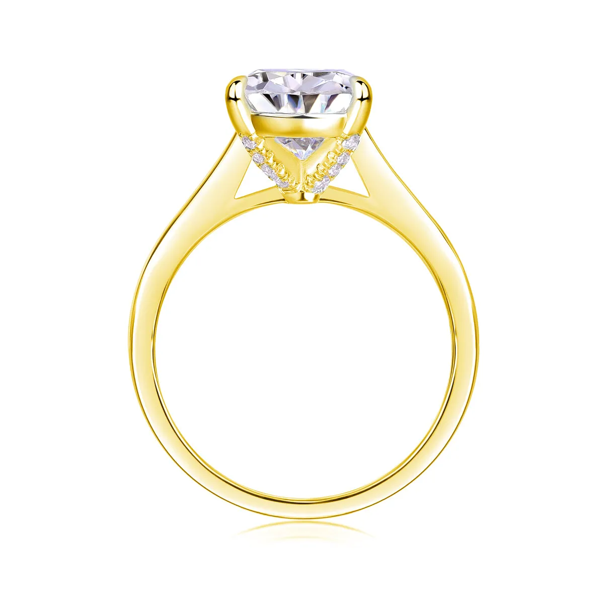 Heart-shaped pear-cut moissanite wedding ring set in S925 silver with platinum plating on white background