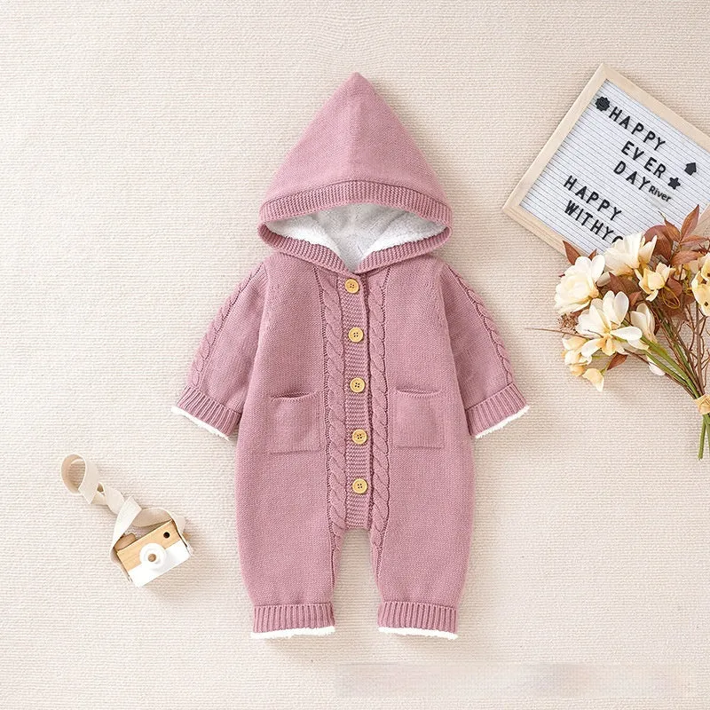 Baby winter thickened knitting jumpsuit romper in medium gray with long sleeves, suitable for crawling