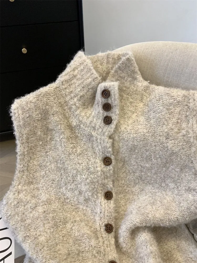 Women's solid colour high-neck sleeveless knitted vest in oatmeal, lamb wool and chenille fabric, Korean-style cardigan