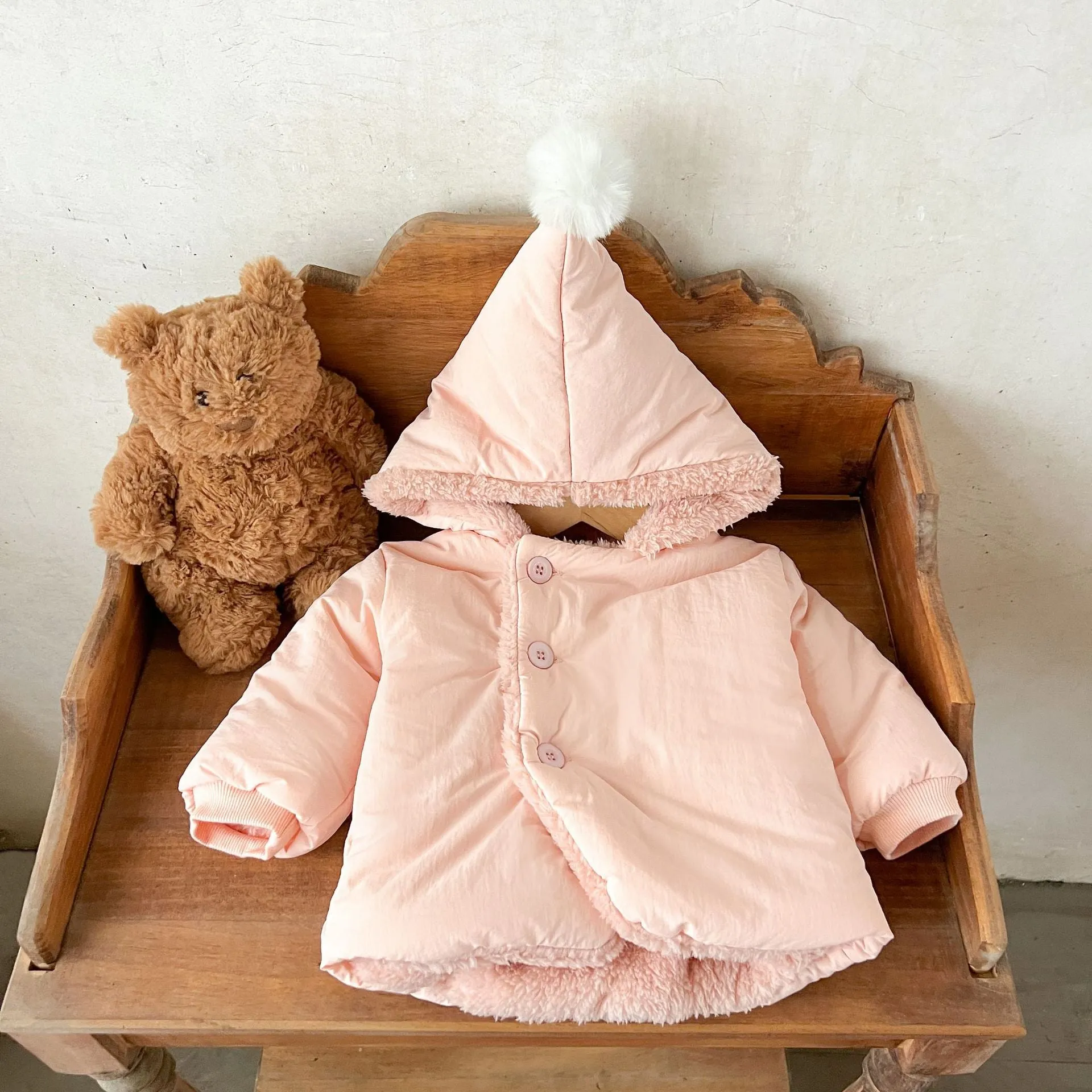 Winter fleece-lined unisex baby jacket in solid colour, pearl fleece fabric, hooded, button front, available in light gray, pink, brown, bright red
