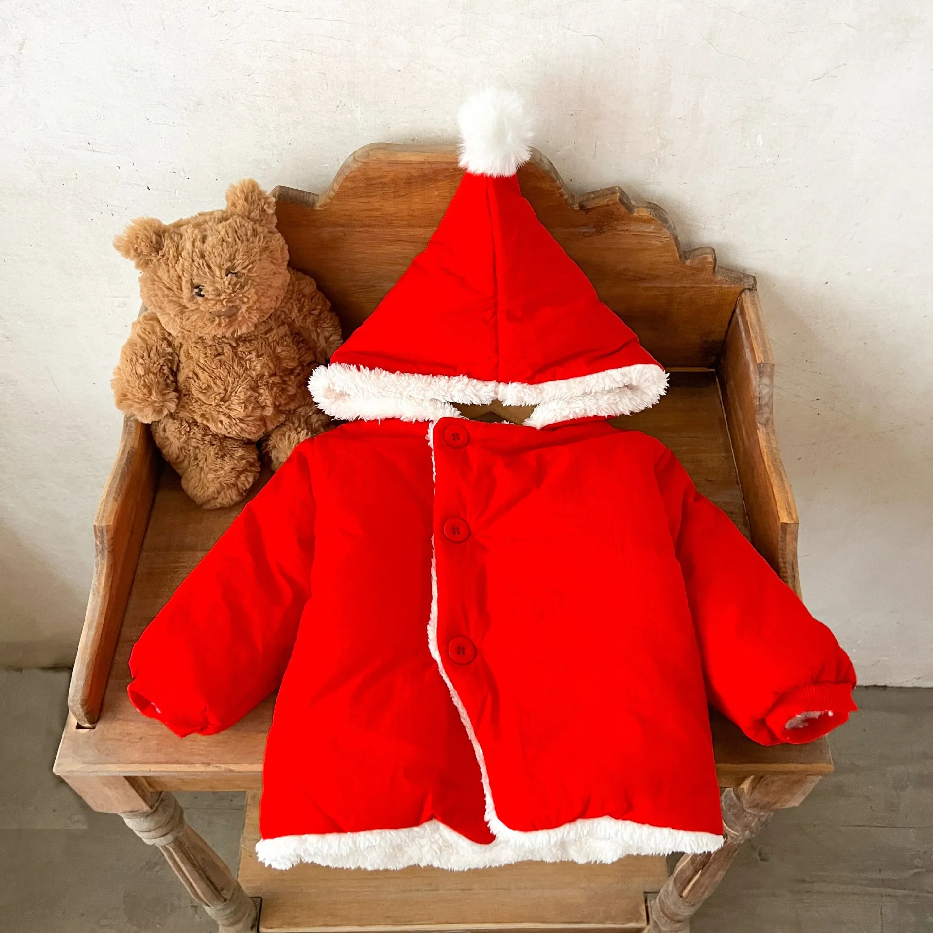 Winter fleece-lined unisex baby jacket in solid colour, pearl fleece fabric, hooded, button front, available in light gray, pink, brown, bright red