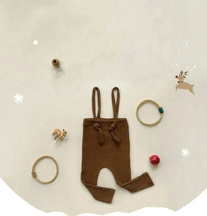Baby combed cotton suspender jumpsuit in solid colour with hat, suitable for 66-90cm height