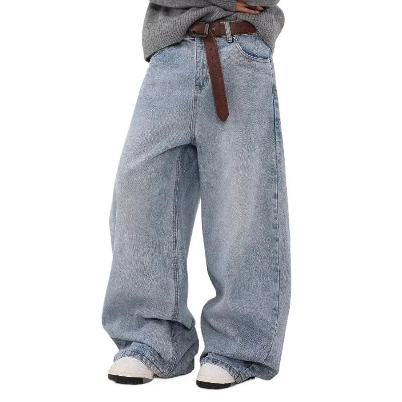 Men's blue distressed straight leg jeans with retro washing and micro elasticity