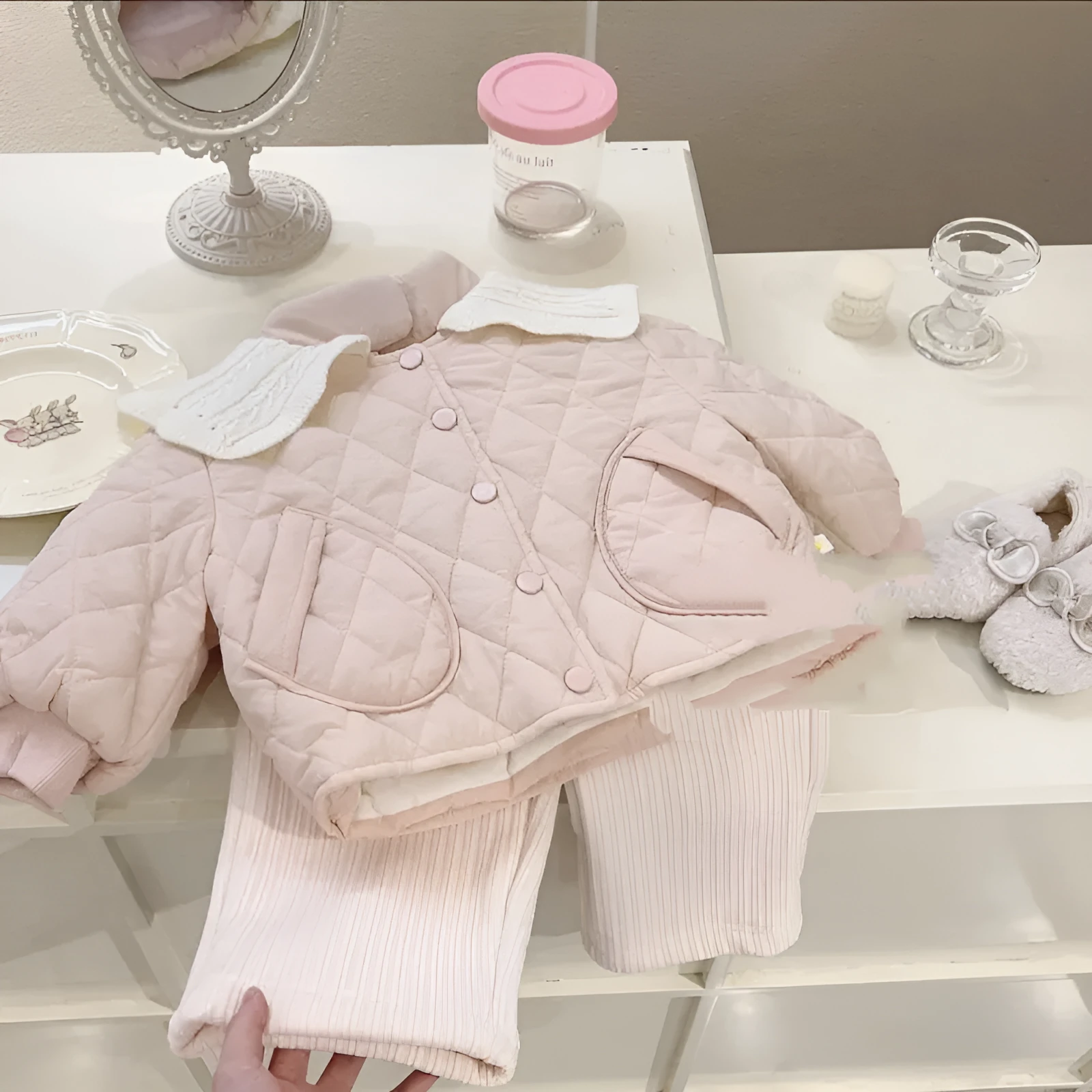 Girls' Cotton-Padded Quilted Winter Coat Classic Style Cream Powder Polyester Fabric Suitable Height 80-130cm Warm Outerwear for Daily Wear