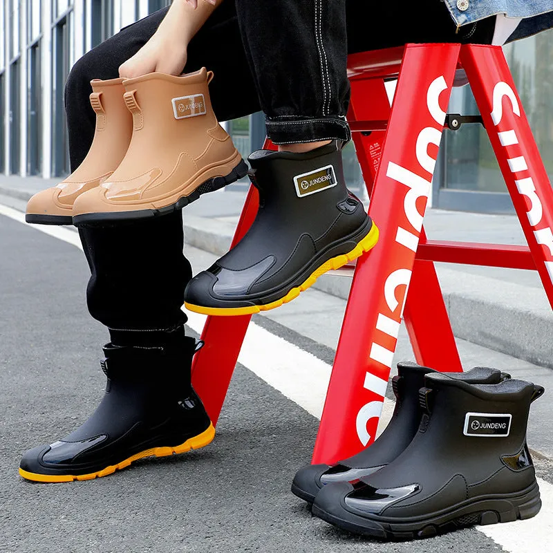 Adult waterproof wading boots with PVC rubber upper and integrated plastic sole in minimalist Korean style