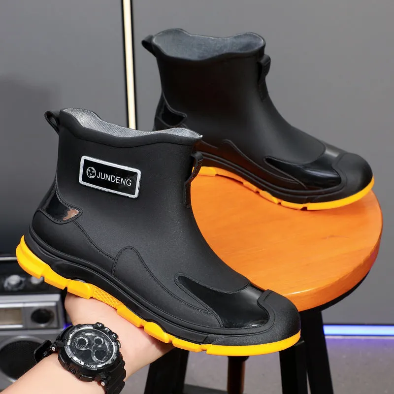 Adult waterproof wading boots with PVC rubber upper and integrated plastic sole in minimalist Korean style