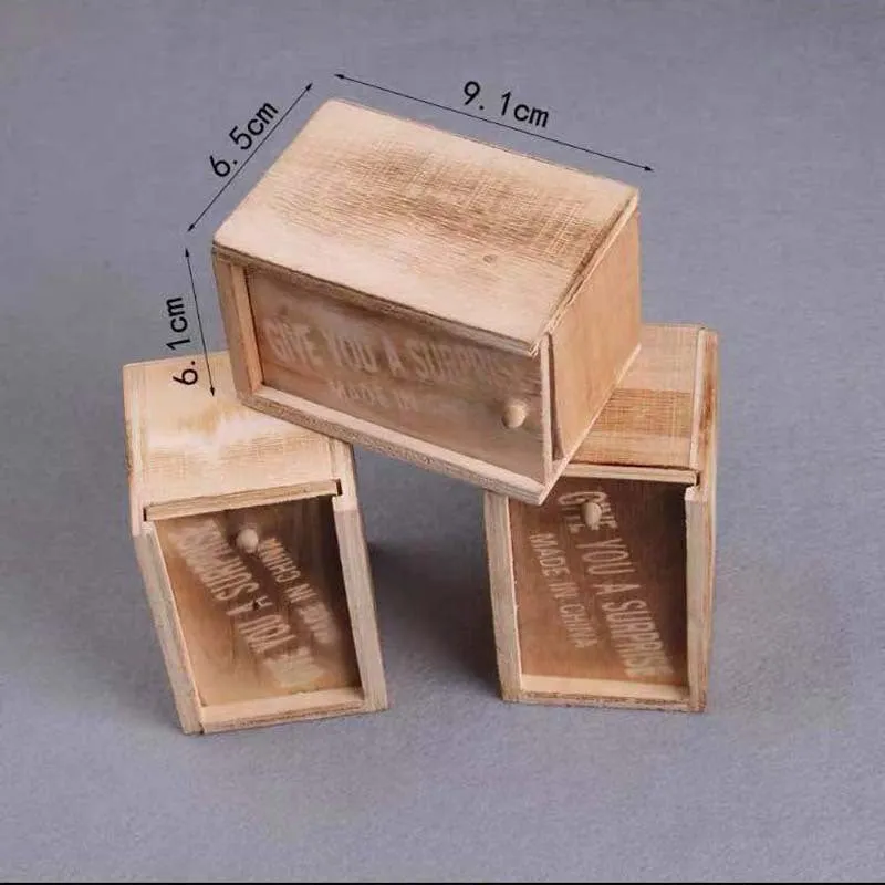 Small camellia wood trick box with spider prank for youth