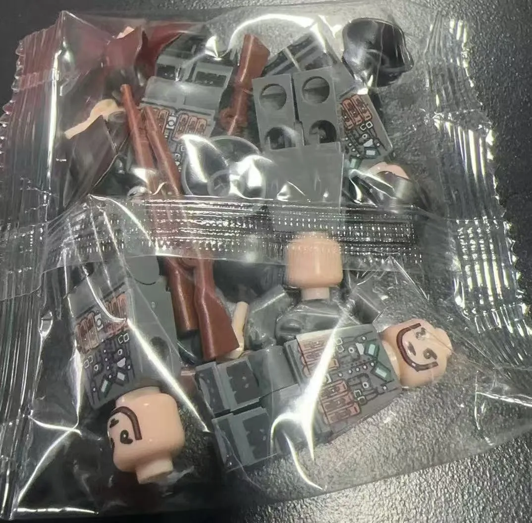 Small particle WWII military building block soldier minifigure toy set in plastic with British, American, German, and Chinese army options
