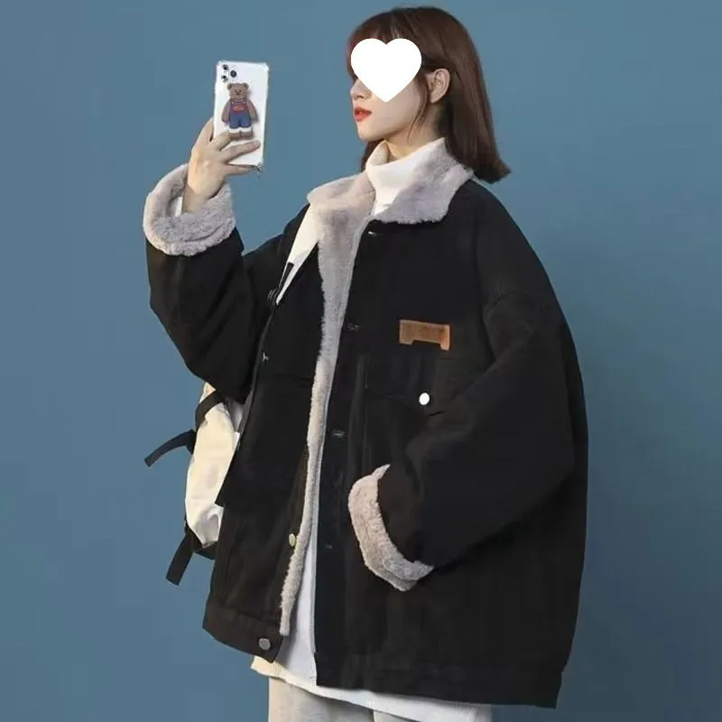 Hong Kong style denim jacket with lamb fur for women, blue, long sleeves, literary retro design