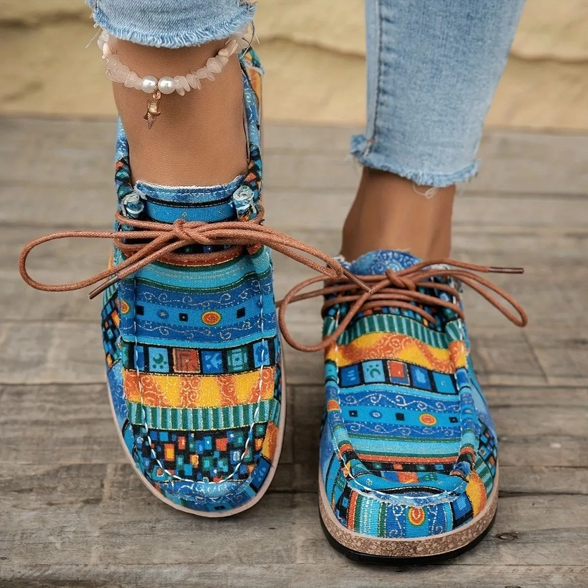 Thick-soled colorful ethnic retro sneakers in blue with fabric upper and rubber sole