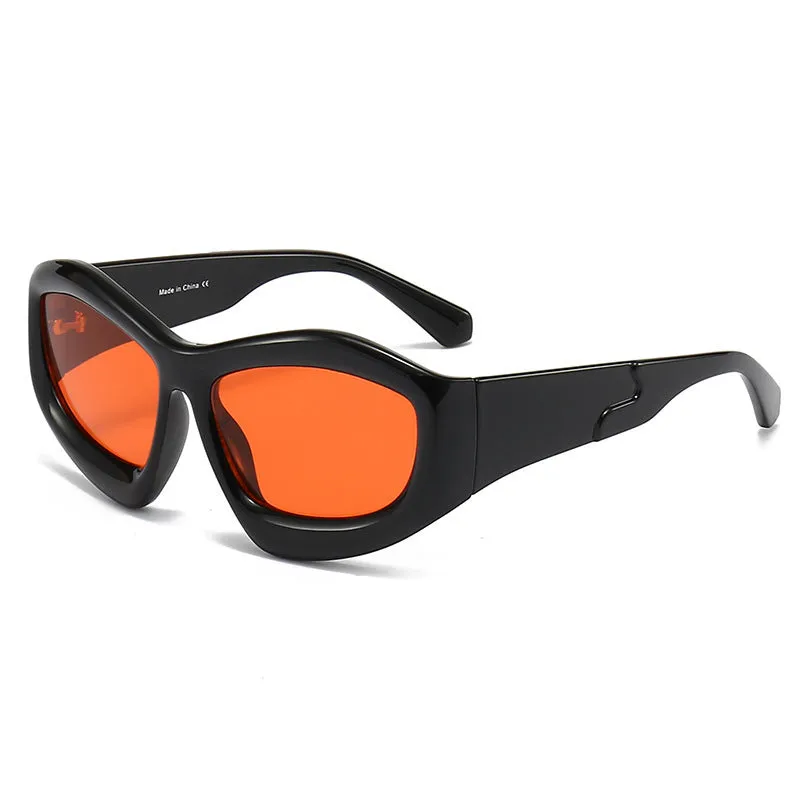 Concave bubble lens sunglasses for outdoor sports on a unisex model.