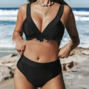 Women's slim solid colour bikini set in a choice of colours on a model.