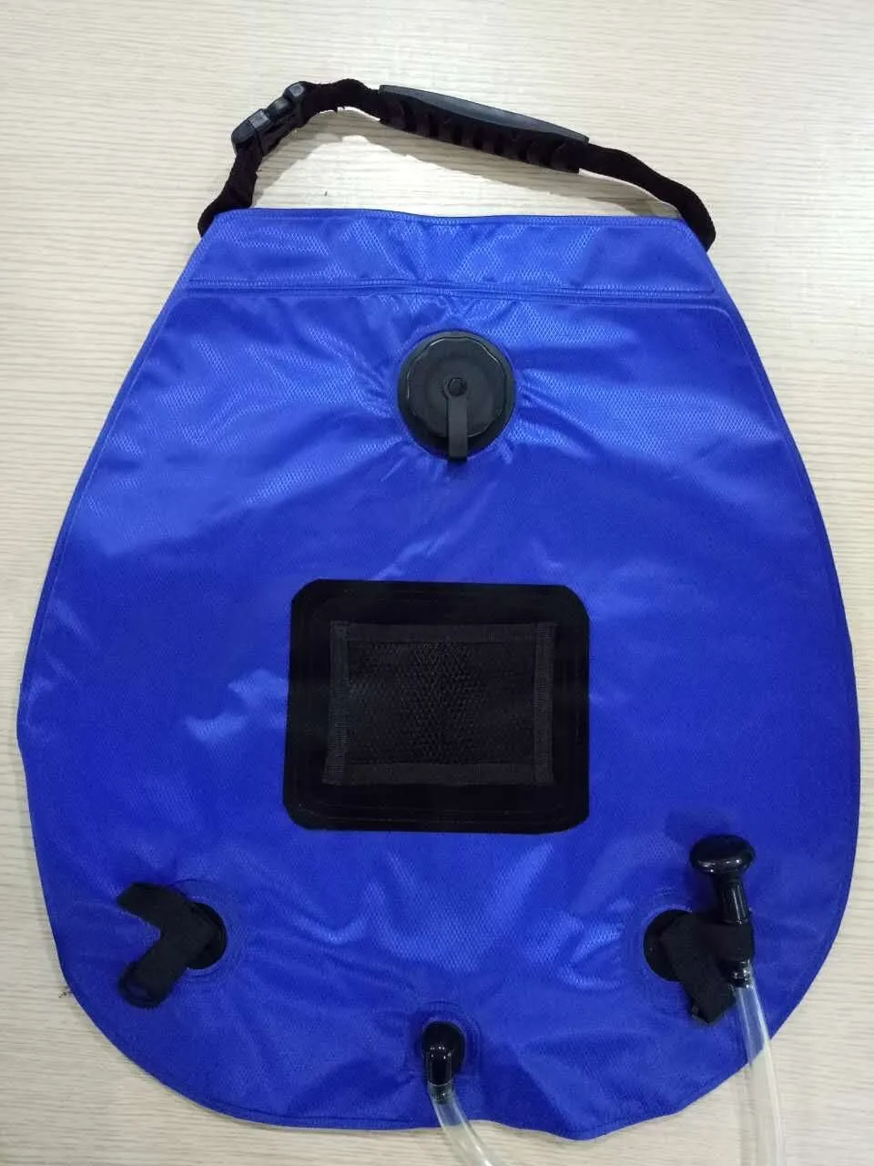 Quick-opening outdoor camping changing tent in blue with waterproof silver-coated polyester fabric