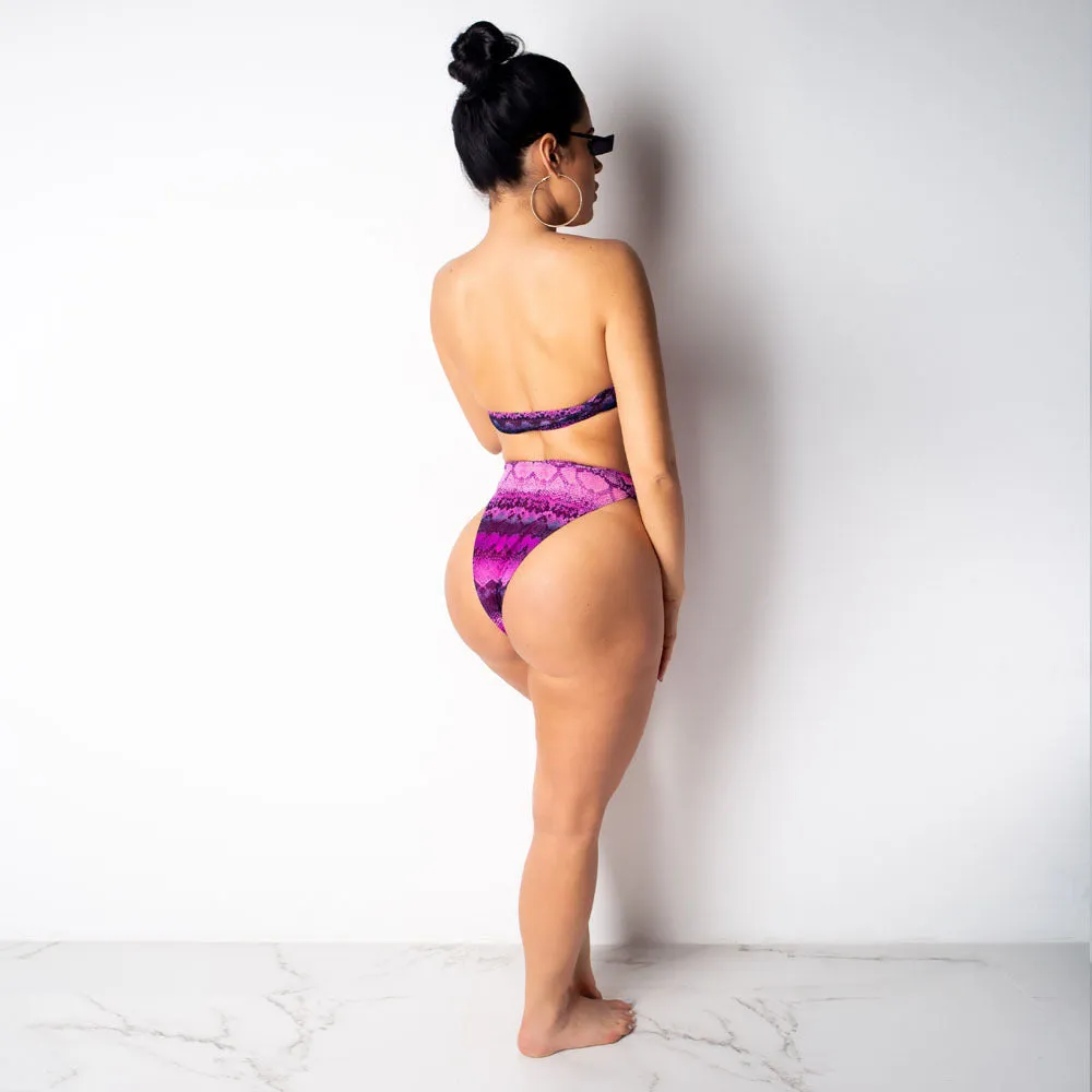 Women's snakeskin print polyester bikini set with long sleeves and shorts in purple, blue or green