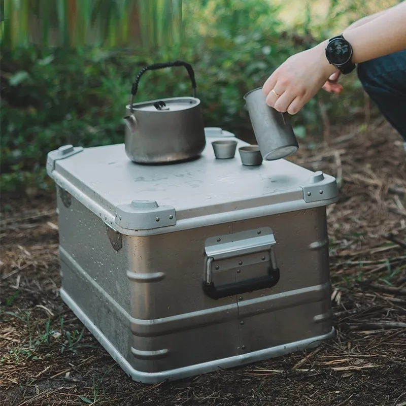 Field green aluminium alloy storage box with dimensions 58×38×28cm for camping equipment