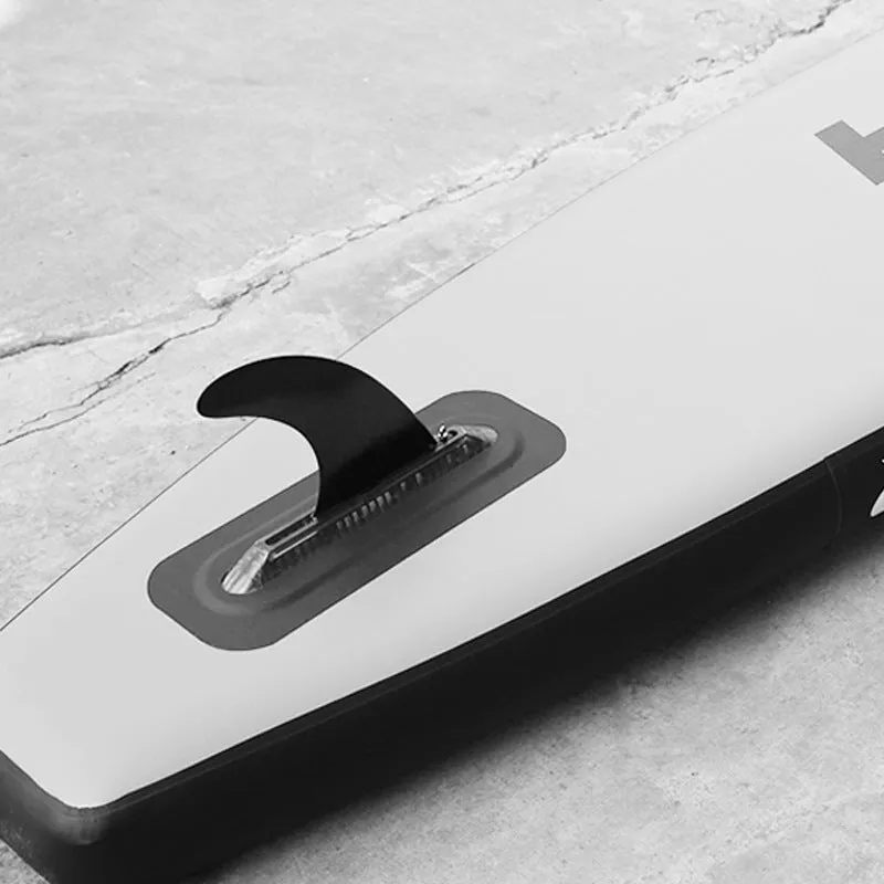 Heytur YQ310 plastic SUP paddle with large removable fish fins attached.