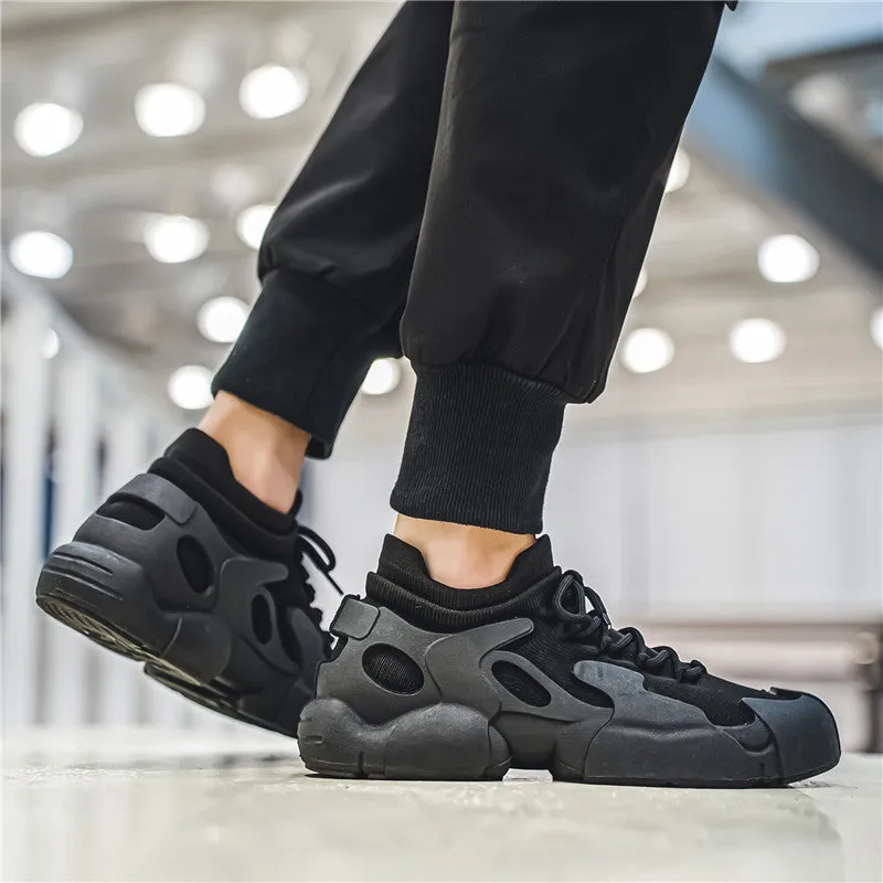 Women's breathable fly woven mesh lace-up hiking shoes in low-top profile with rubber sole and round toe